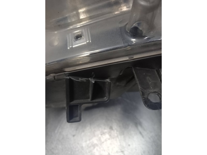 Recambio de faro derecho para renault laguna iii dynamique referencia OEM IAM 260100035R 89901837 XENON