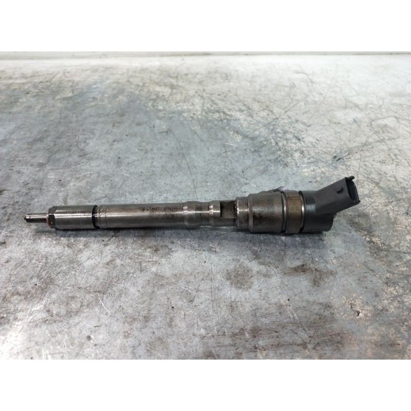 Recambio de inyector para hyundai santa fe (sm) 2.0 crdi vgt comfort referencia OEM IAM 0445110126 3380027900 BOSCH
