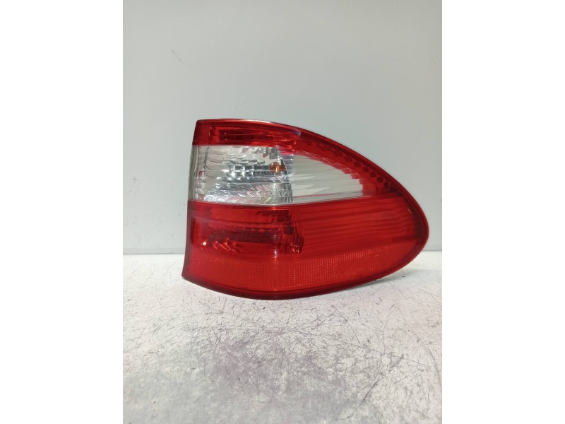 Recambio de piloto trasero derecho para mercedes clase e (w211) familiar 270 t cdi (211.216) referencia OEM IAM A2118201264  