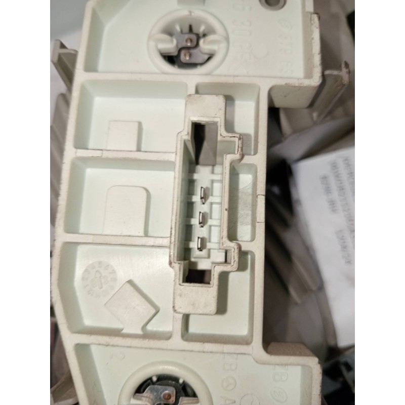 Recambio de piloto trasero izquierdo interior para mercedes clase e (w211) familiar 270 t cdi (211.216) referencia OEM IAM   