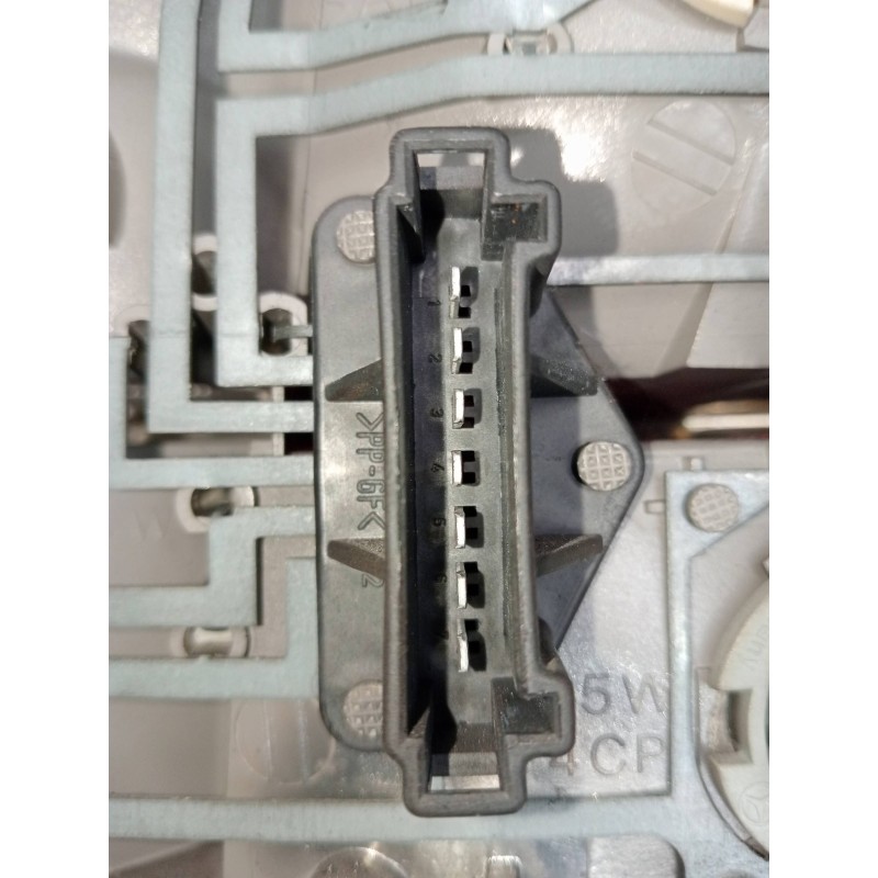 Recambio de piloto trasero izquierdo para mercedes clase s (w220) berlina 320 cdi (220.026) referencia OEM IAM A2208200164  