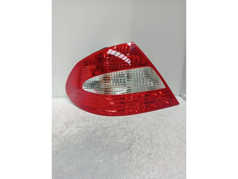 Recambio de piloto trasero izquierdo interior para volkswagen passat berlina (3c2) 2.0 tdi referencia OEM IAM 3C5945093E  