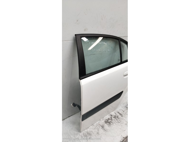 Recambio de puerta trasera izquierda para kia rio 1.5 crdi ex2 referencia OEM IAM   5P