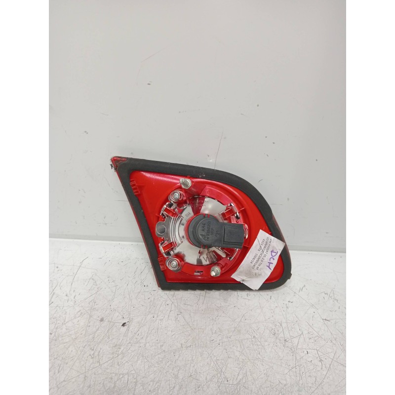 Recambio de piloto trasero derecho interior para volkswagen passat berlina (3c2) 2.0 tdi referencia OEM IAM 3C5945094E  