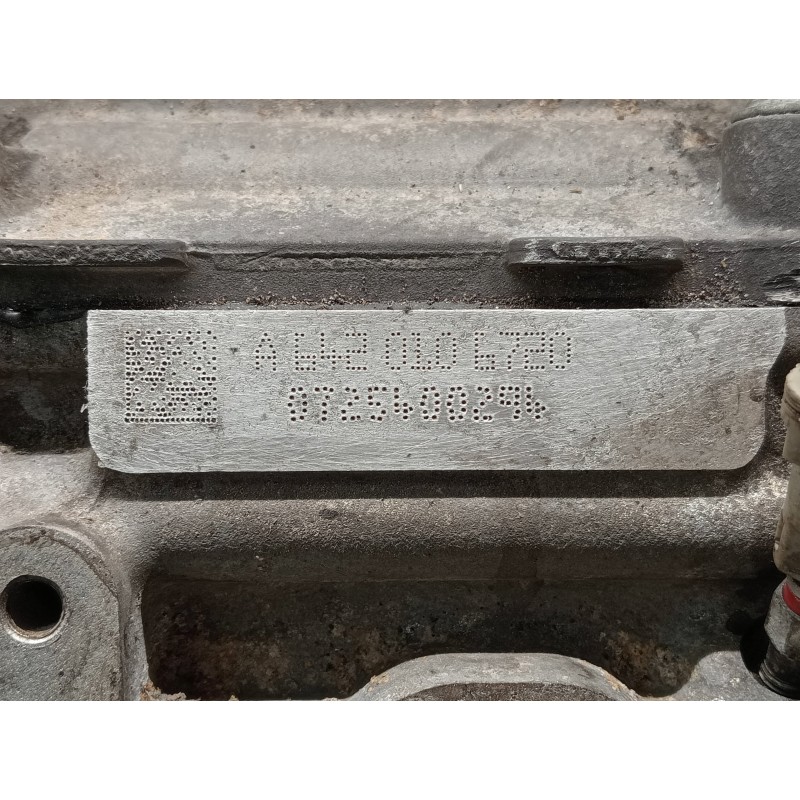 Recambio de culata para mercedes clase r (w251) 320 cdi (251.022) referencia OEM IAM R6420163901  IZQUIERDA