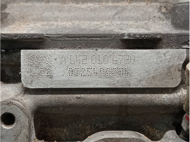 Recambio de culata para mercedes clase r (w251) 320 cdi (251.022) referencia OEM IAM R6420163901  IZQUIERDA