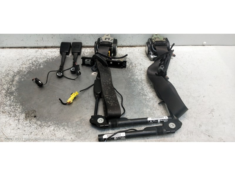 Recambio de kit airbag para opel zafira tourer excellence referencia OEM IAM 13512293 8110100000000X 739169217