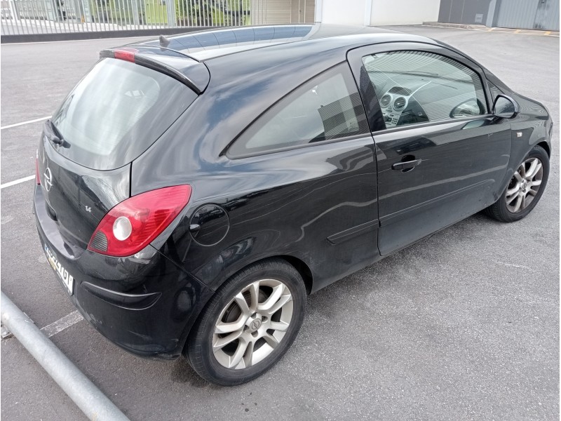 opel corsa d del año 2006