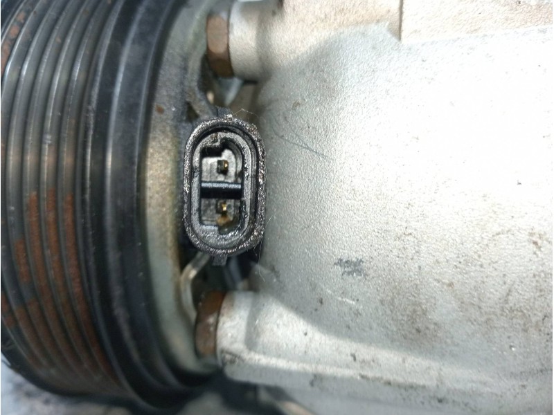 Recambio de compresor aire acondicionado para renault trafic combi (ab 4.01) 29 ln combi9 acristalado referencia OEM IAM   