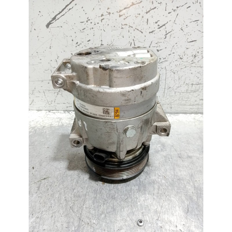 Recambio de compresor aire acondicionado para renault trafic combi (ab 4.01) 29 ln combi9 acristalado referencia OEM IAM   