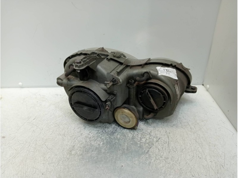 Recambio de faro izquierdo para mercedes clase clk (w209) coupe 220 cdi (209.308) referencia OEM IAM   