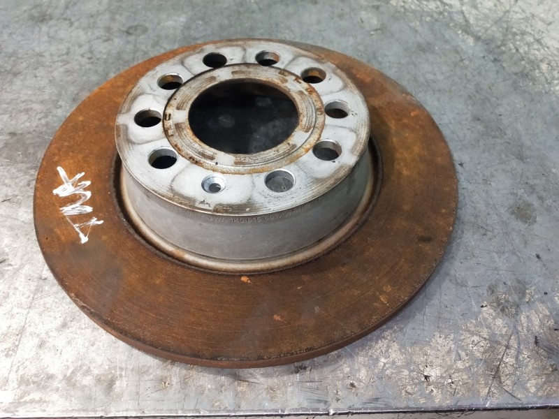 Recambio de disco freno trasero para volkswagen golf vii lim. (5g1) 2.0 tdi referencia OEM IAM   