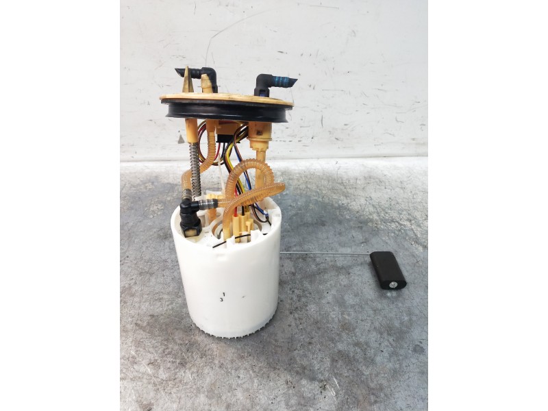 Recambio de bomba combustible para volkswagen golf vii lim. (5g1) 2.0 tdi referencia OEM IAM 5Q0919050P A2C82349000 
