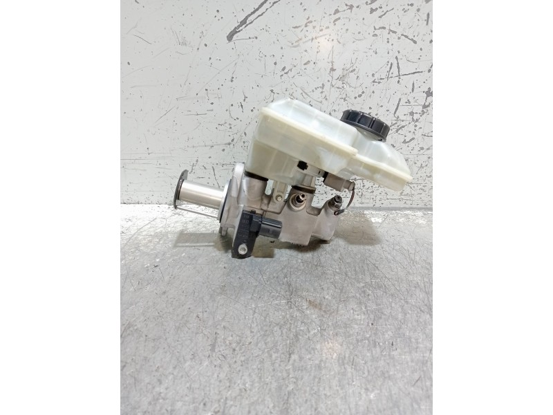 Recambio de bomba freno para volkswagen golf vii lim. (5g1) 2.0 tdi referencia OEM IAM 5Q1611301 32668423 