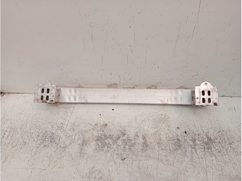 Recambio de refuerzo paragolpes trasero para lexus ct 200h referencia OEM IAM    Recambio de refuerzo paragolpes trasero para lexus ct 200h referencia OEM IAM