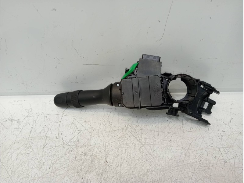 Recambio de mando luces para lexus ct 200h referencia OEM IAM 173832  