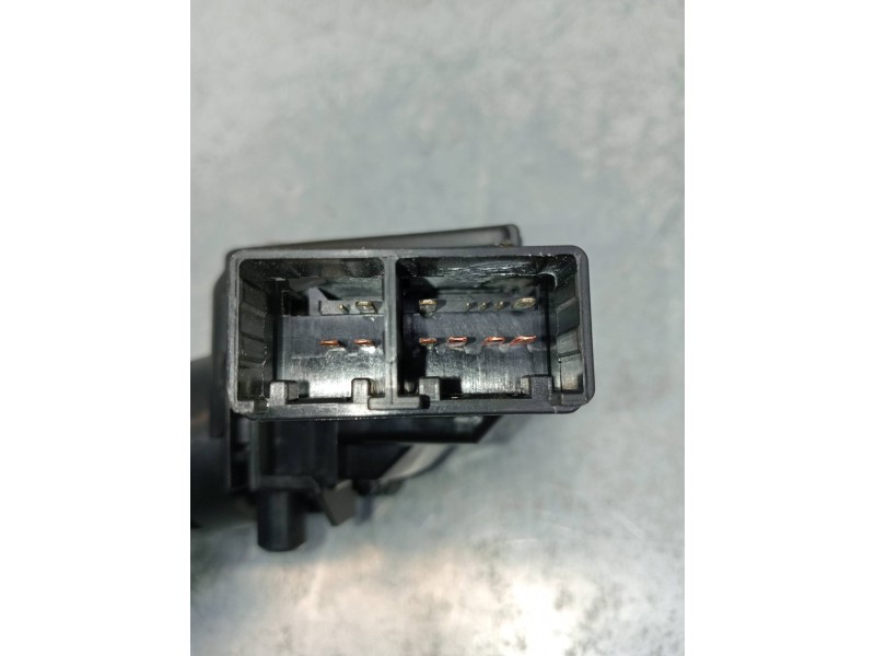 Recambio de mando limpia para lexus ct 200h referencia OEM IAM 173848  
