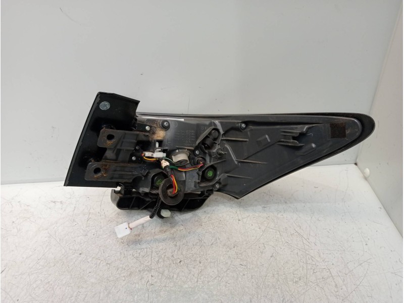 Recambio de piloto trasero izquierdo para lexus ct 200h referencia OEM IAM   