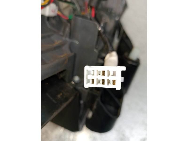 Recambio de piloto trasero izquierdo para lexus ct 200h referencia OEM IAM   