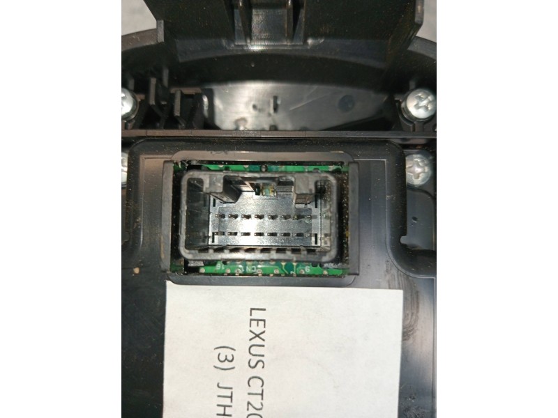Recambio de mando multifuncion para lexus ct 200h referencia OEM IAM 8478076150  