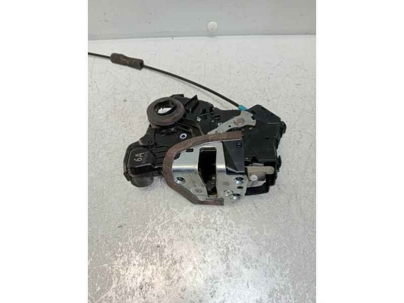 Recambio de motor cierre centralizado delantero izquierdo para lexus ct 200h referencia OEM IAM A046693  