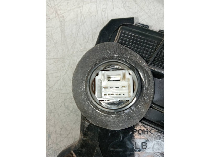 Recambio de motor cierre centralizado delantero izquierdo para lexus ct 200h referencia OEM IAM A046693  