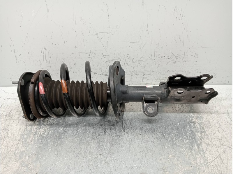 Recambio de amortiguador delantero izquierdo para lexus ct 200h referencia OEM IAM 4852076110  