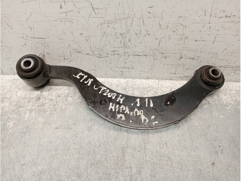 Recambio de brazo suspension superior trasero derecho para lexus ct 200h referencia OEM IAM   