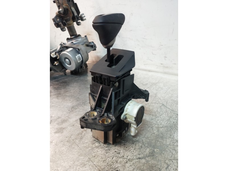 Recambio de palanca cambio para lexus ct 200h referencia OEM IAM 75C833LHD   Recambio de palanca cambio para lexus ct 200h referencia OEM IAM 75C833LHD