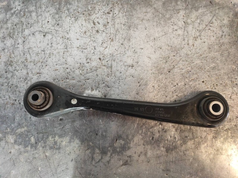 Recambio de brazo suspension superior trasero izquierdo para volkswagen tiguan (5n1) advance referencia OEM IAM 1K0501523F  