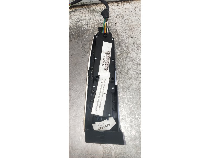 Recambio de mando elevalunas delantero izquierdo para mercedes clase s (w220) berlina 320 cdi (220.026) referencia OEM IAM 52889