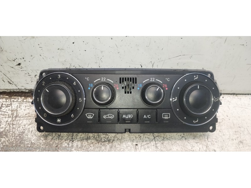 Recambio de mando calefaccion / aire acondicionado para mercedes clase clk (w209) coupe 220 cdi (209.308) referencia OEM IAM A20