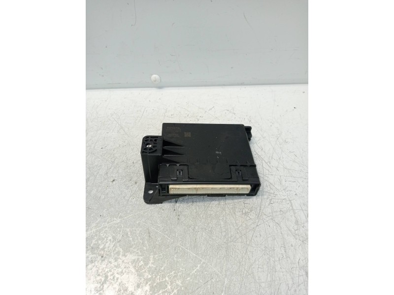 Recambio de modulo electronico para lexus ct 200h referencia OEM IAM 8865076540 2774008062 