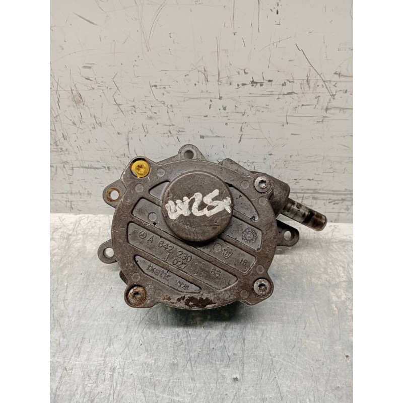 Recambio de depresor freno / bomba vacio para mercedes clase r (w251) 320 cdi (251.022) referencia OEM IAM A6422300165  