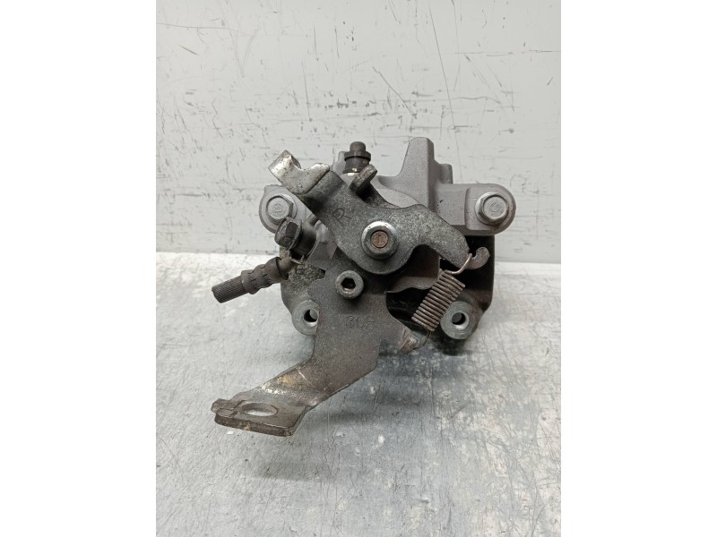 Recambio de pinza freno trasera derecha para lexus ct 200h referencia OEM IAM   