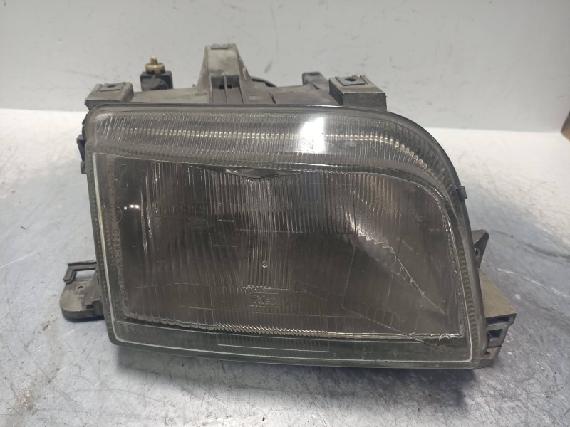 Recambio de faro derecho para renault clio i fase i+ii (b/c57) 1.9 diesel referencia OEM IAM   