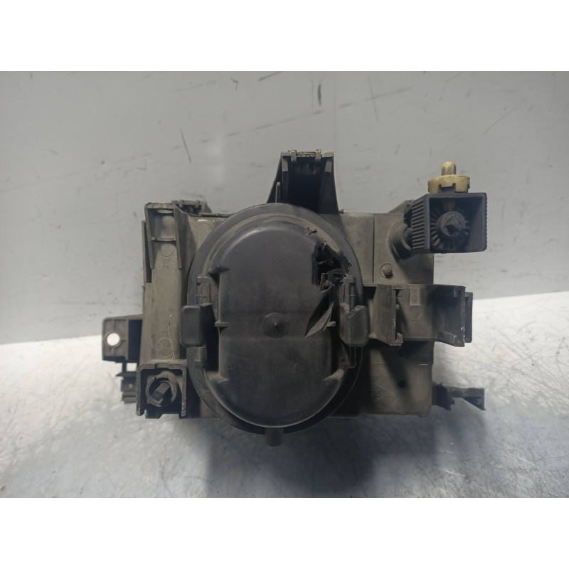 Recambio de faro derecho para renault clio i fase i+ii (b/c57) 1.9 diesel referencia OEM IAM   