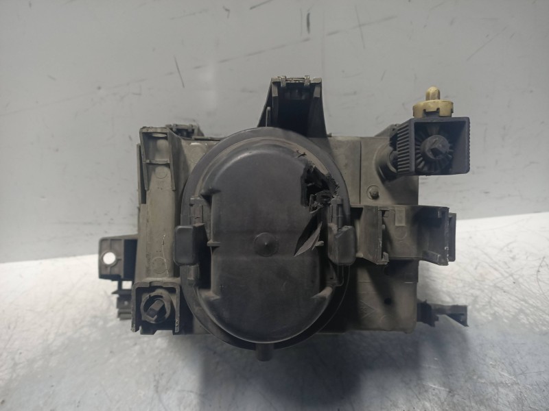 Recambio de faro derecho para renault clio i fase i+ii (b/c57) 1.9 diesel referencia OEM IAM   