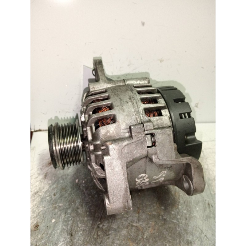 Recambio de alternador para renault megane i fase 2 classic (la..) 1.9 dti century referencia OEM IAM 82000548200  
