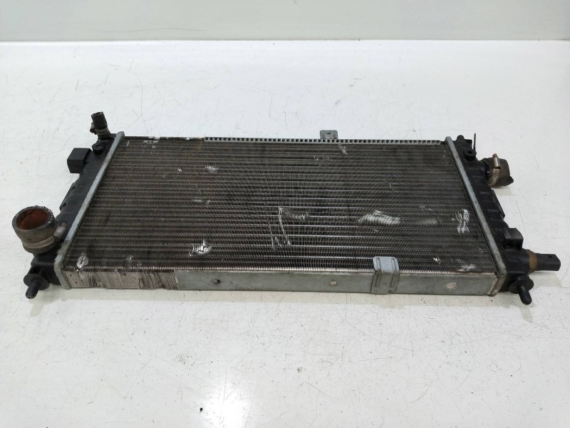 Recambio de radiador agua para opel corsa a referencia OEM IAM 883771QC  