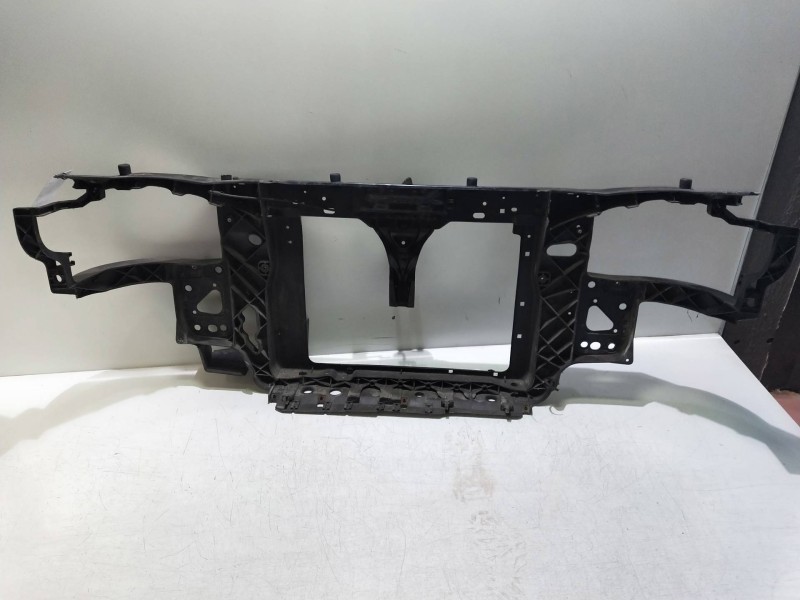 Recambio de panel frontal para hyundai getz (tb) 1.5 crdi referencia OEM IAM   