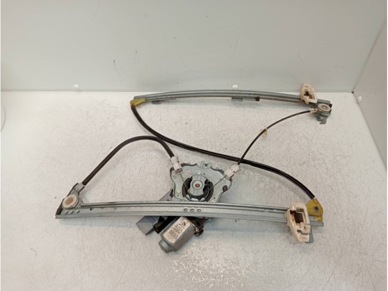 Recambio de elevalunas delantero derecho para citroen xsara berlina 1.6i 16v exclusive referencia OEM IAM   5P