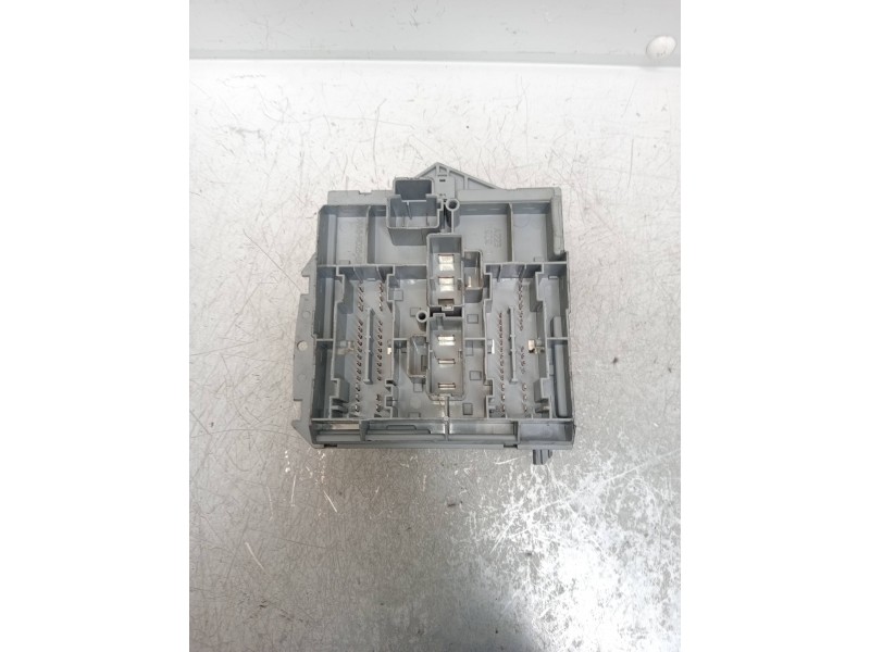 Recambio de caja reles / fusibles para alfa romeo 159 sportwagon (140) 1.9 jtdm 8v / selective referencia OEM IAM 50508214  