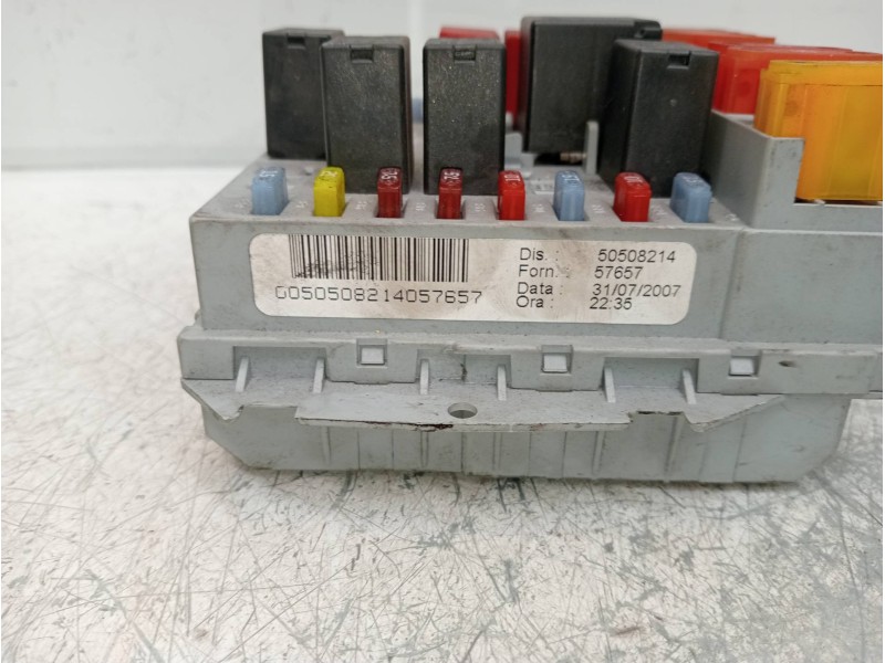 Recambio de caja reles / fusibles para alfa romeo 159 sportwagon (140) 1.9 jtdm 8v / selective referencia OEM IAM 50508214  