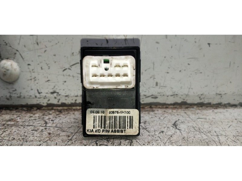 Recambio de mando elevalunas delantero derecho para kia cee´d sporty wagon concept referencia OEM IAM 935751H100  5P