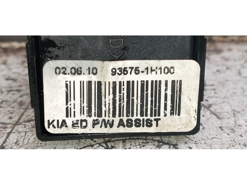 Recambio de mando elevalunas delantero derecho para kia cee´d sporty wagon concept referencia OEM IAM 935751H100  5P