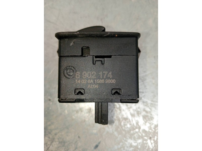 Recambio de mando elevalunas trasero izquierdo para bmw serie 3 berlina (e46) 320d referencia OEM IAM 6902174  