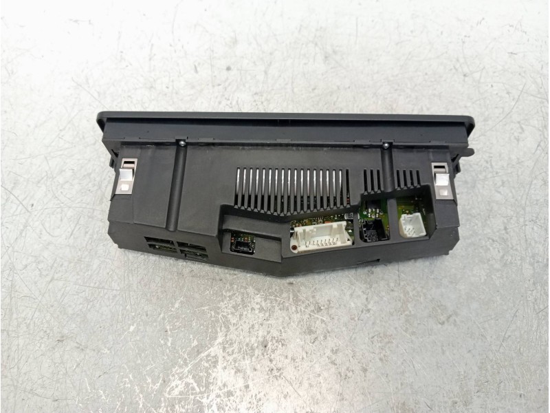 Recambio de mando calefaccion / aire acondicionado para bmw serie 3 berlina (e46) 320d referencia OEM IAM 64116916882  