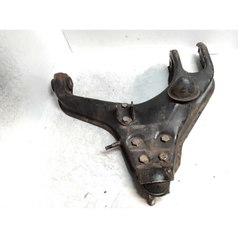 Recambio de brazo suspension inferior delantero izquierdo para mitsubishi montero (v20/v40) 2.5 turbodiesel referencia OEM IAM  