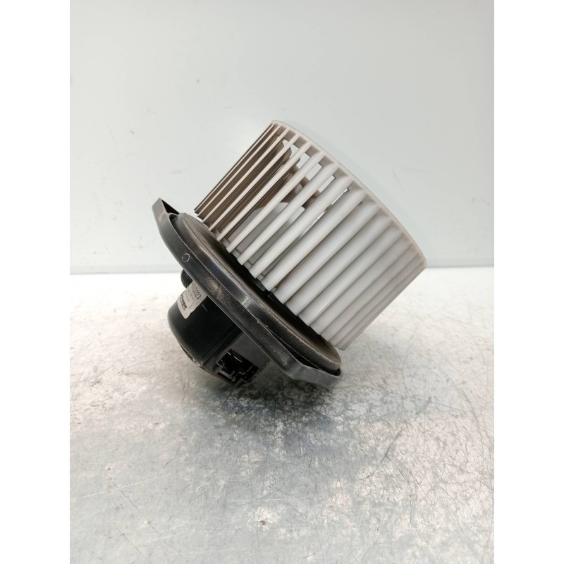 Recambio de motor calefaccion para suzuki grand vitara jb (jt) 1,9 ltr. ddis jlx-e 5-türig referencia OEM IAM CSA431D223  